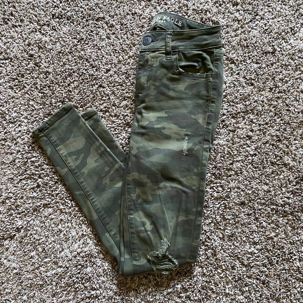 AE camo jeggings